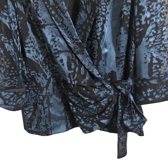 Alex Evenings Blue Black Burnout Wrap Top XL - Picture 2 of 8